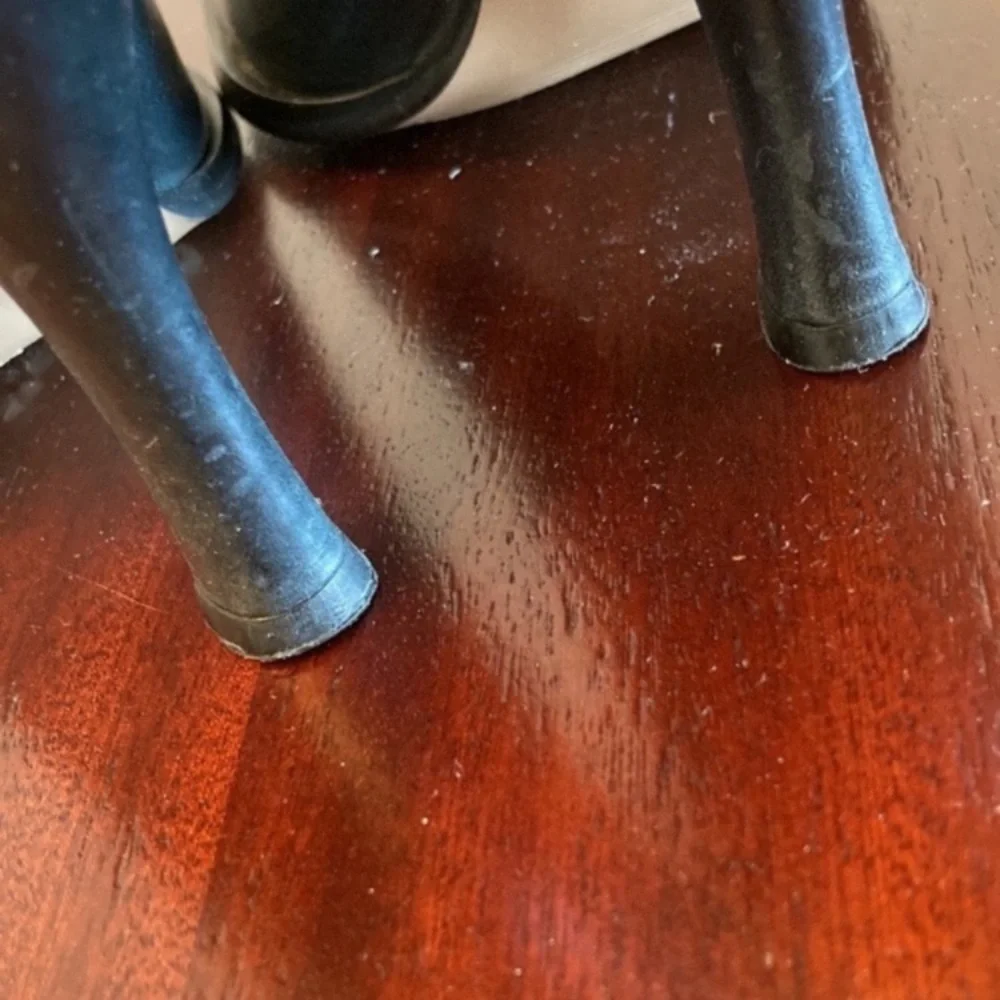 Vintage Y2K dark blue pumps heels with white stitching 6.5